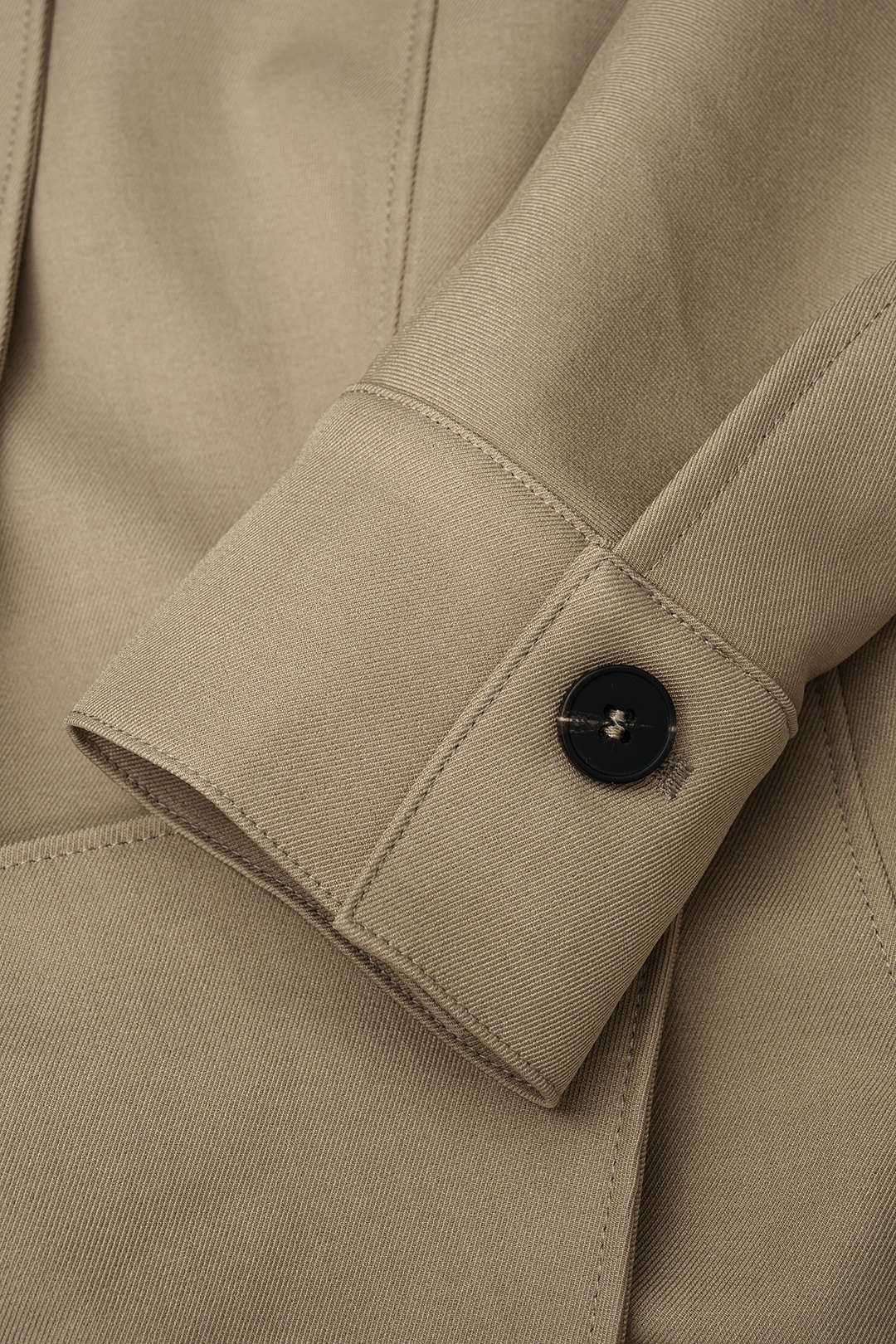 Blazer met revers, ruches en gesp