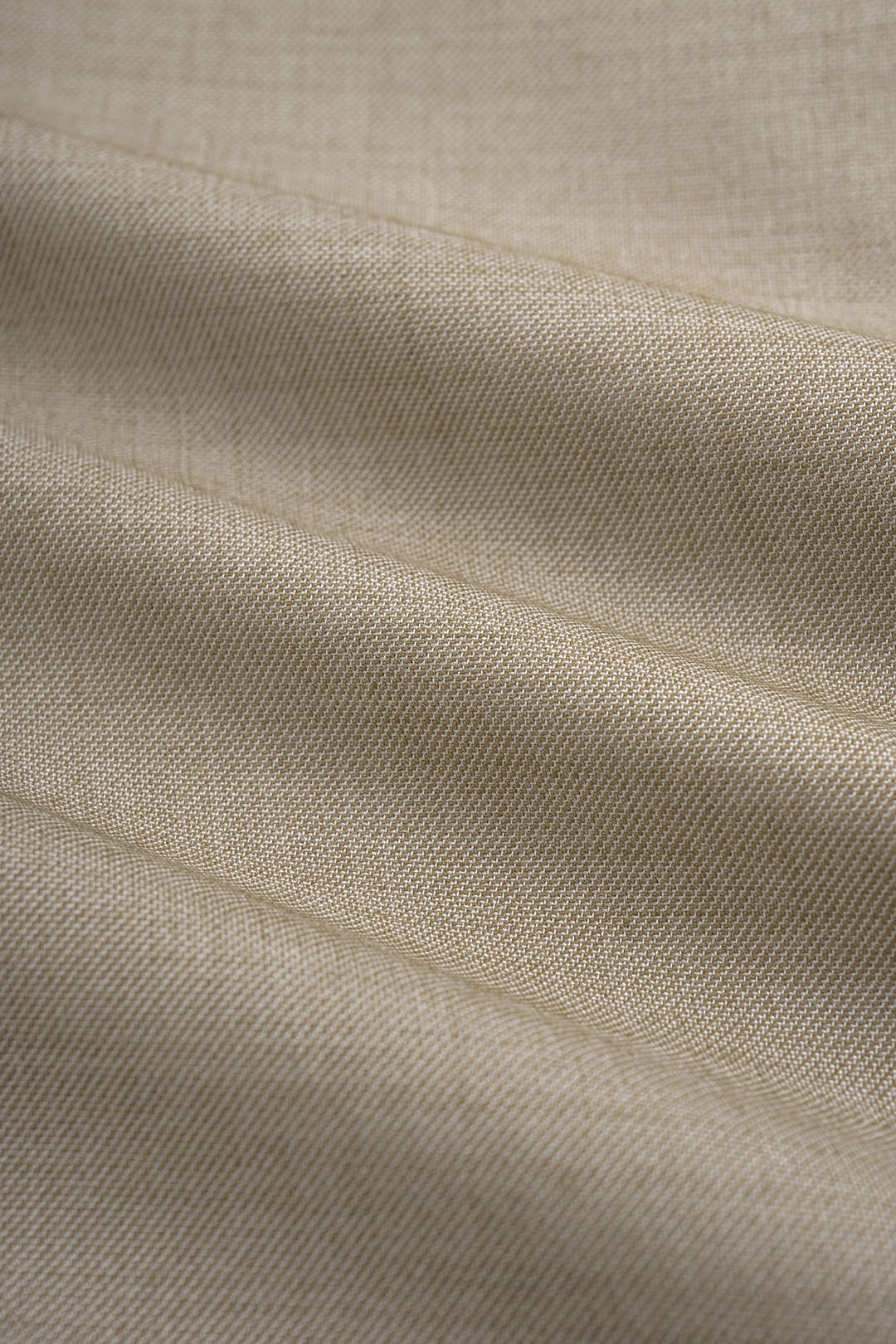 Asymmetrische blouse met één schouder en ruches