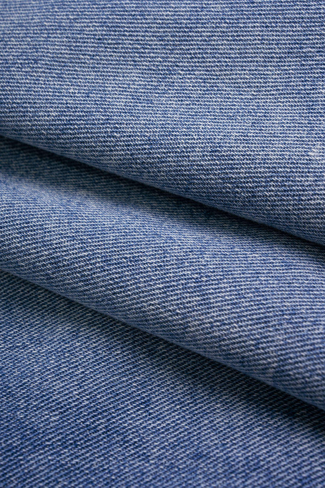 Denim short met rafelrand, rits en hoge taille