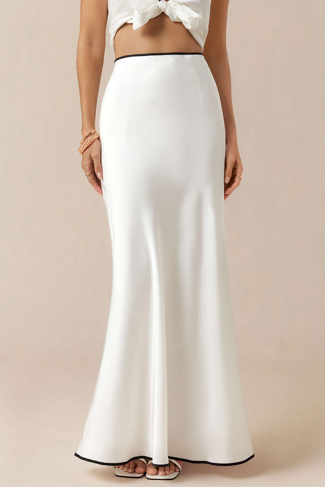 Vesna - Satijnen set met top en rok