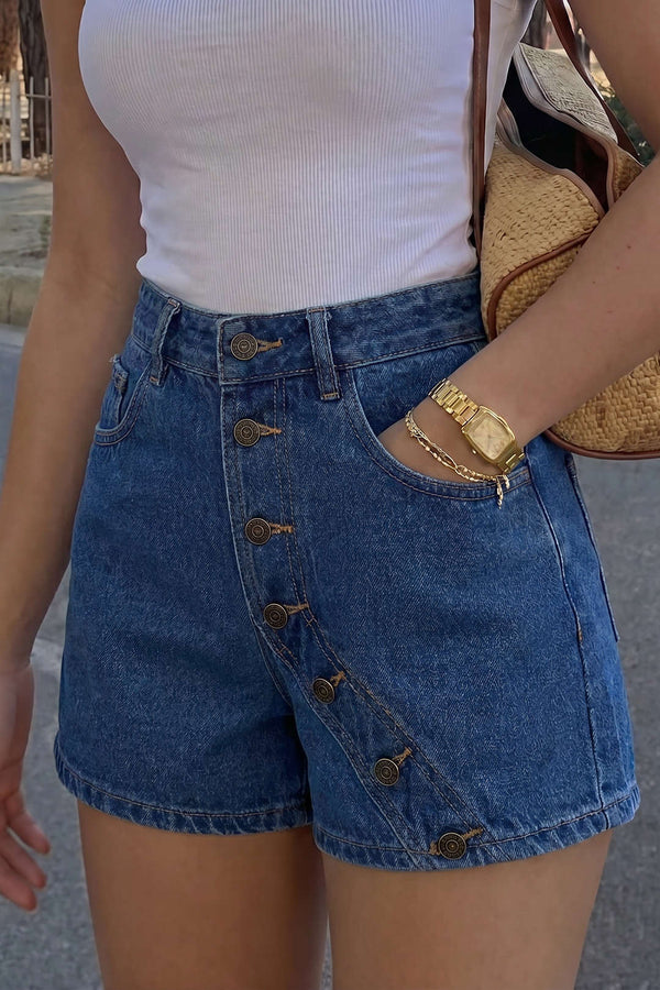 Paula - Denim asymmetrische short met knoopjes