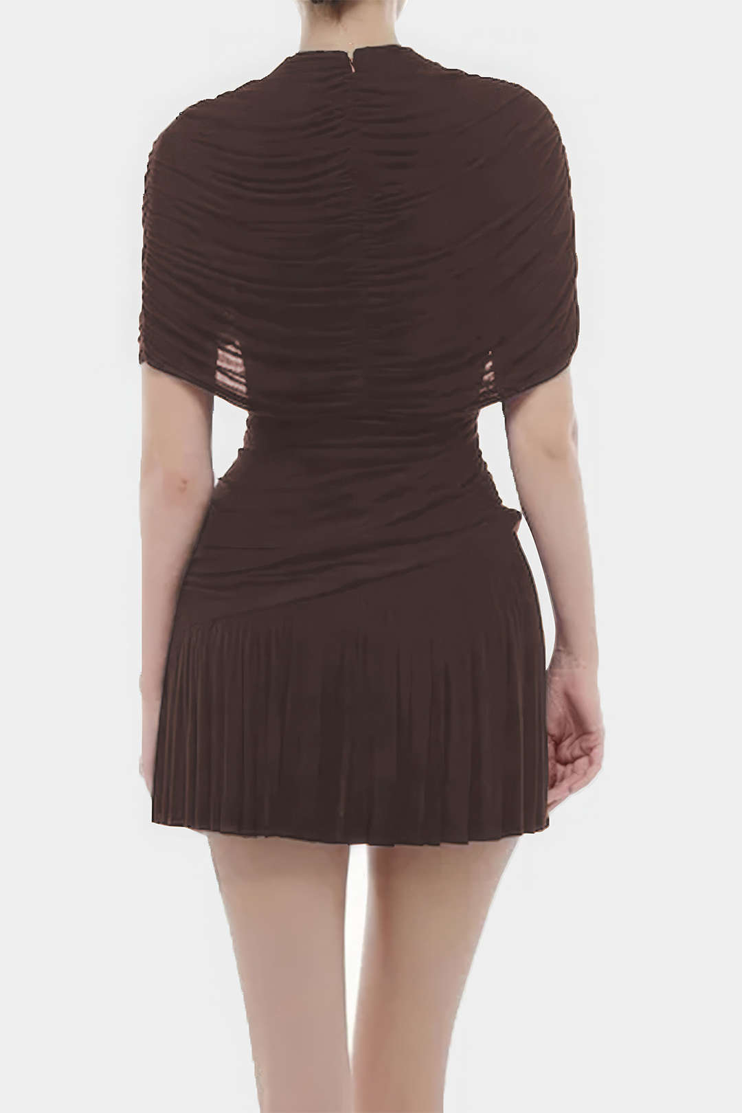 Asymmetrische minijurk met ruches en korte mouwen
