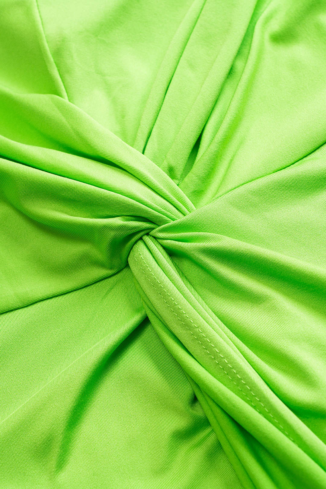 Mouwloze midijurk met ruches, gedraaid detail en knoopdetail