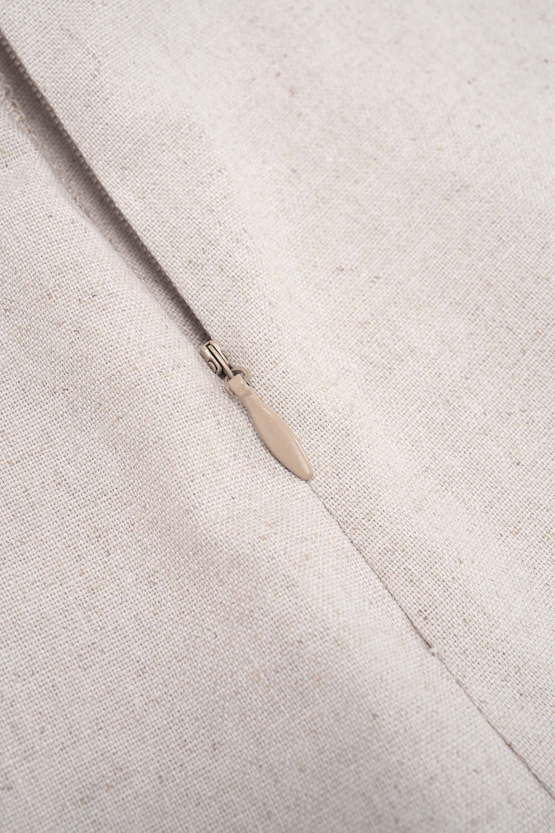 Linnen asymmetrische short met gedraaid detail
