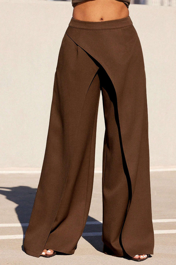 Asymmetrische broek met hoge taille en wijde pijpen