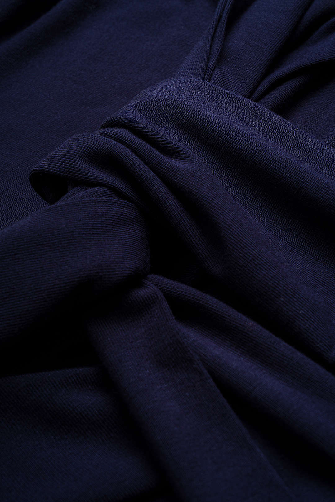 Patchwork T-shirt met één schouder, strik en lange mouwen