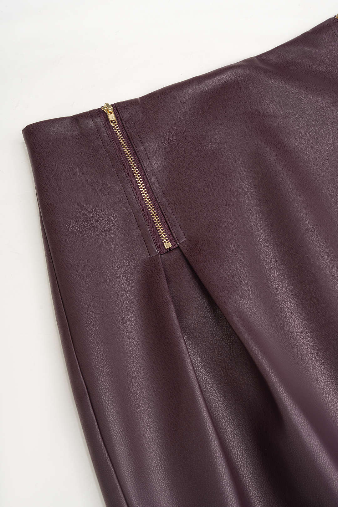 Leren-look rok met rits en hoge taille