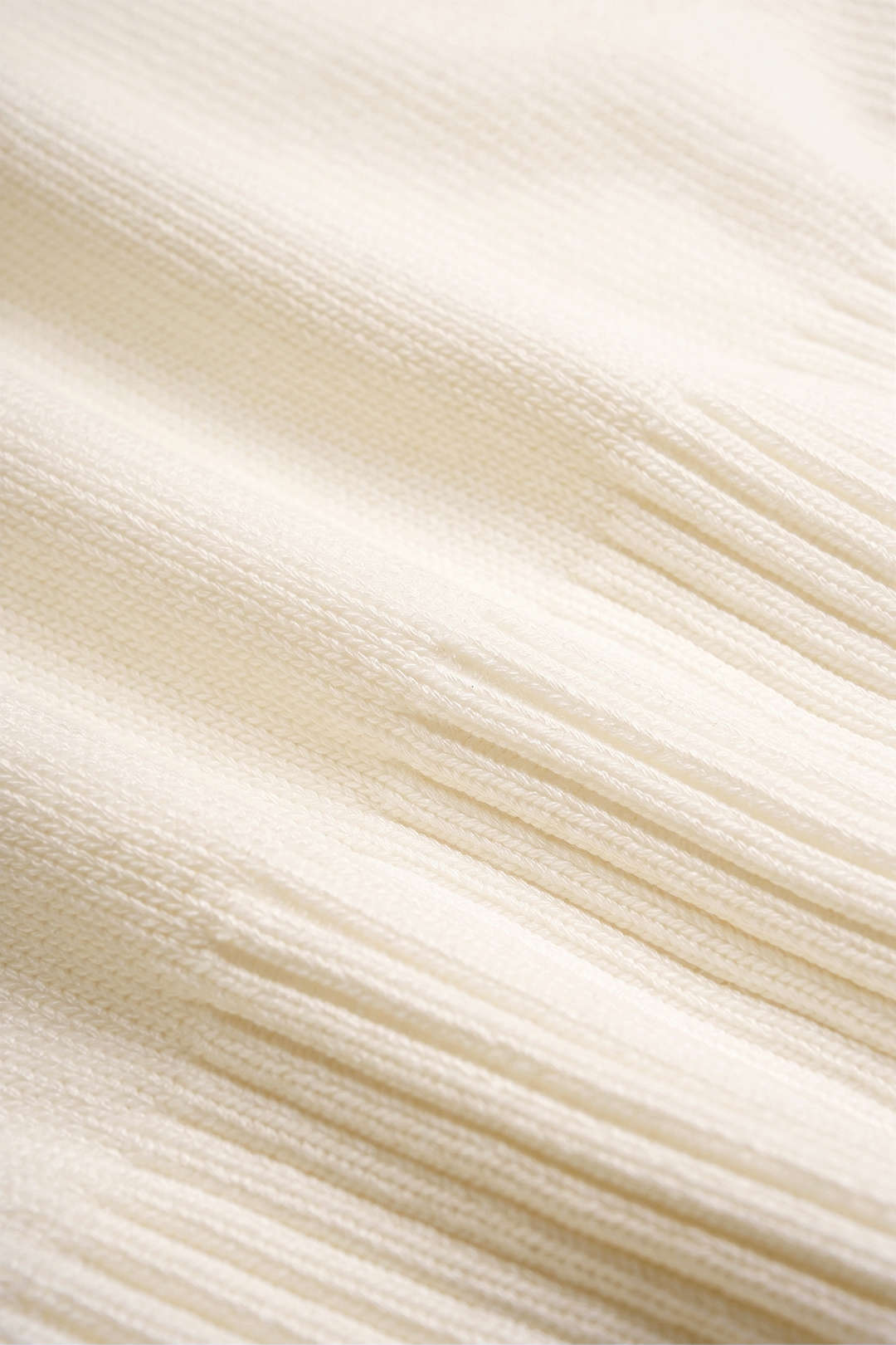 Gebreide tanktop met borduursel en ronde hals
