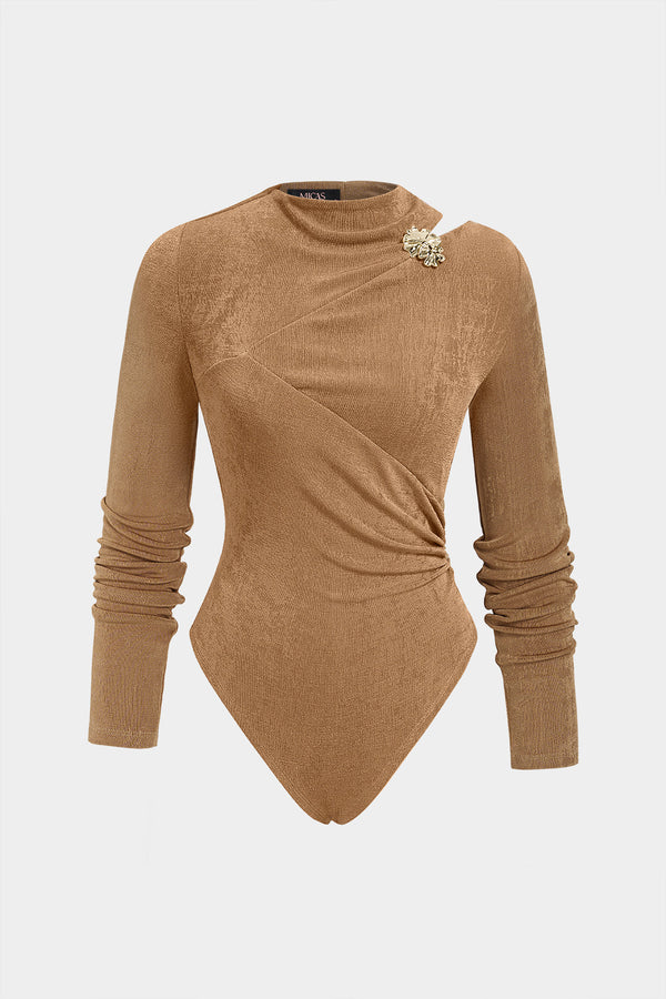 Metallic asymmetrische body met gedraaid detail