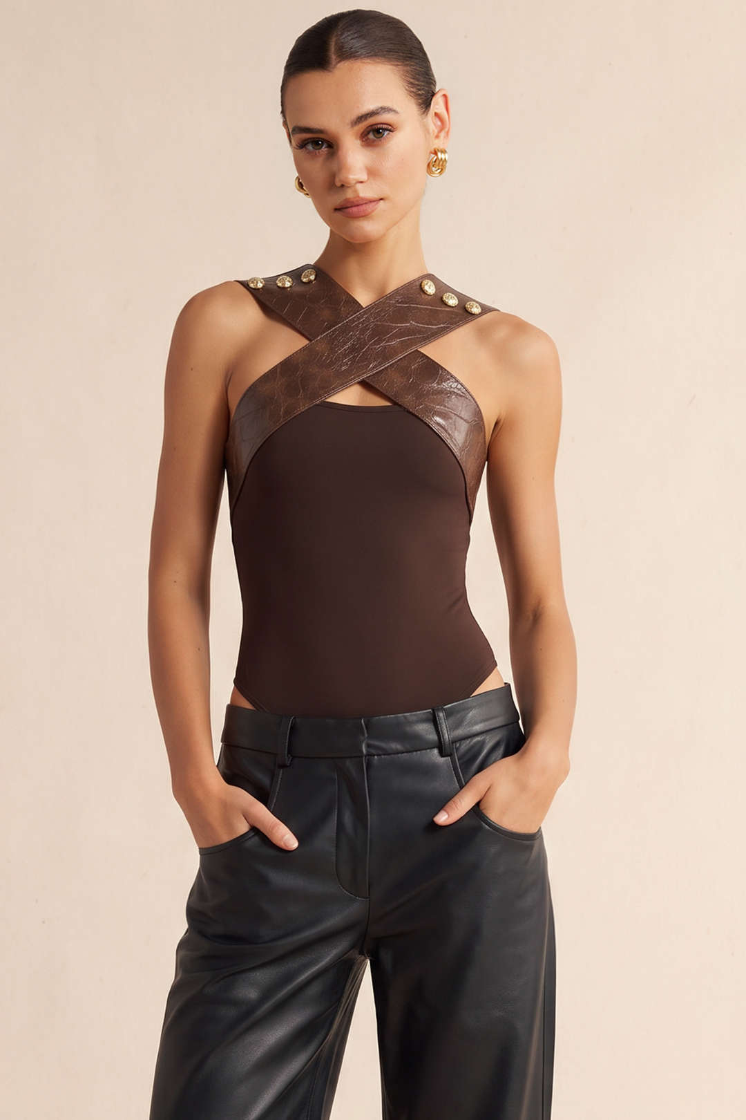 Leren-look metallic body
