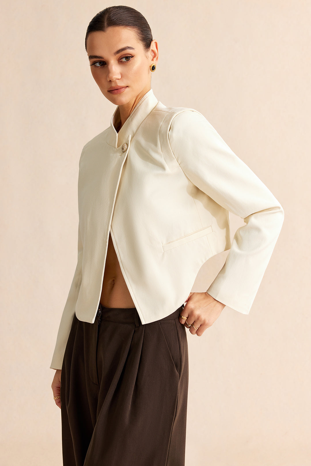 Effen blazer met knoopjes en zakken