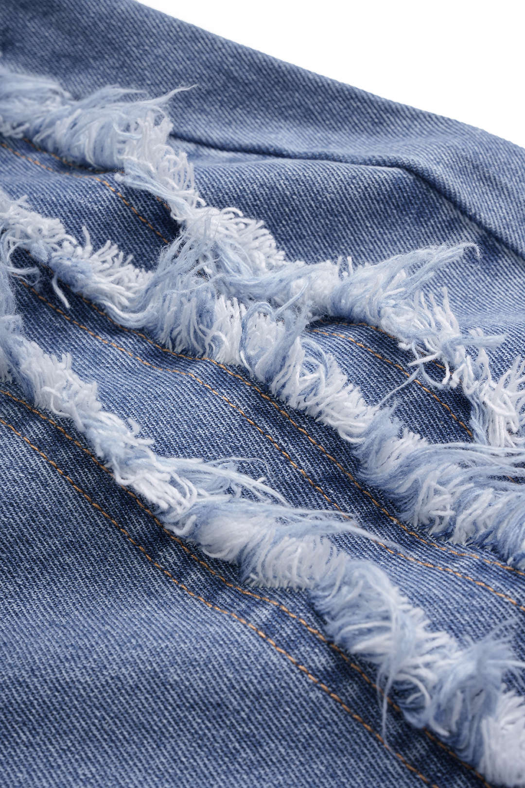 Jeans met rafelrand en wijde pijpen