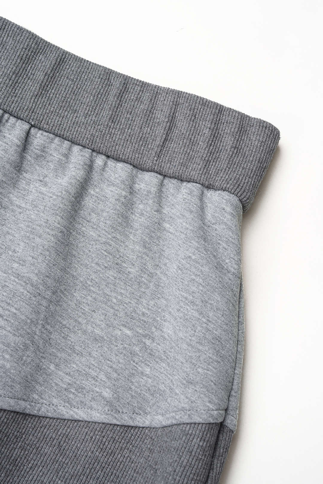 Asymmetrische patchwork midirok