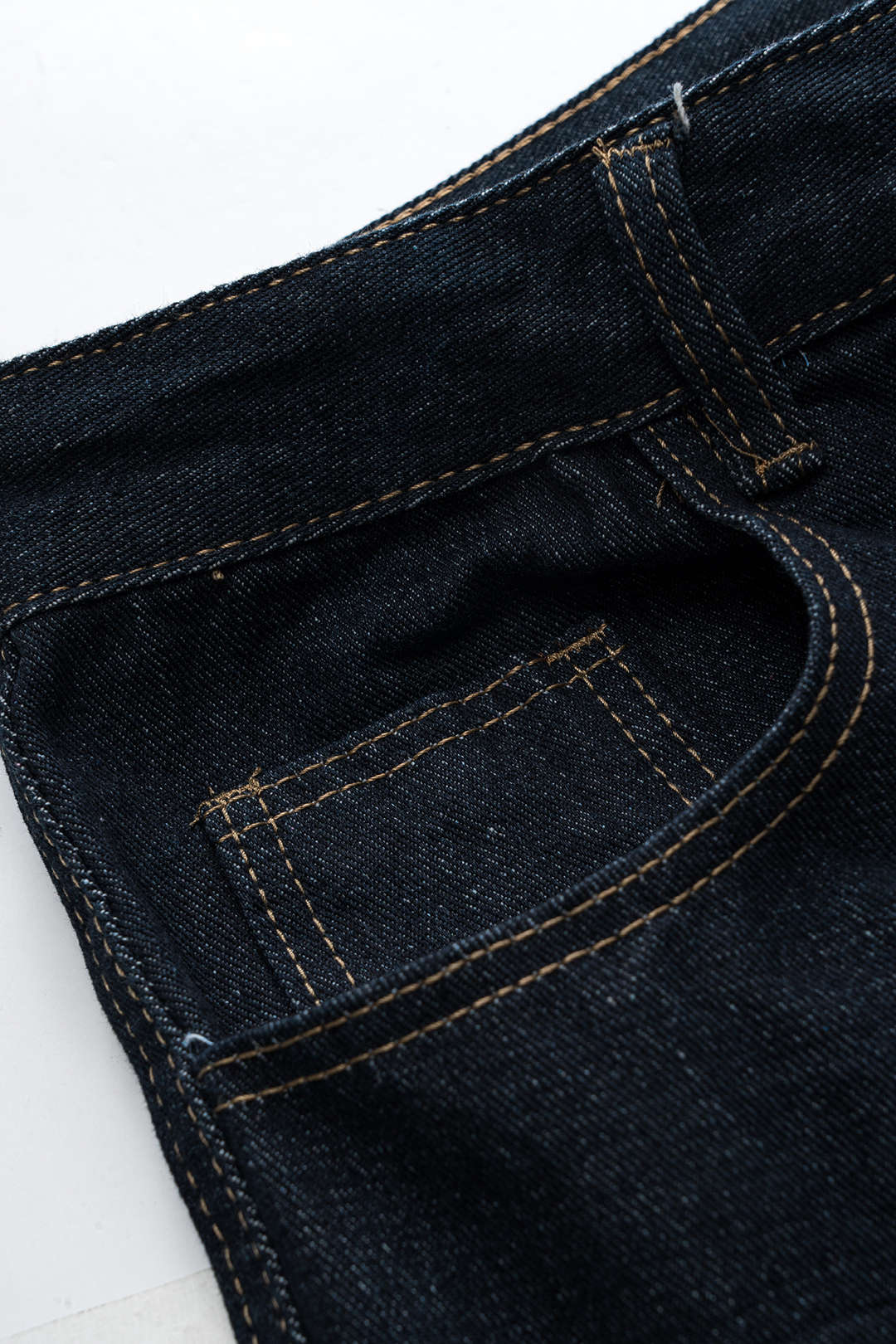 Juul - Luipaardprint jeans met knoopjes, zakken en wijde pijpen