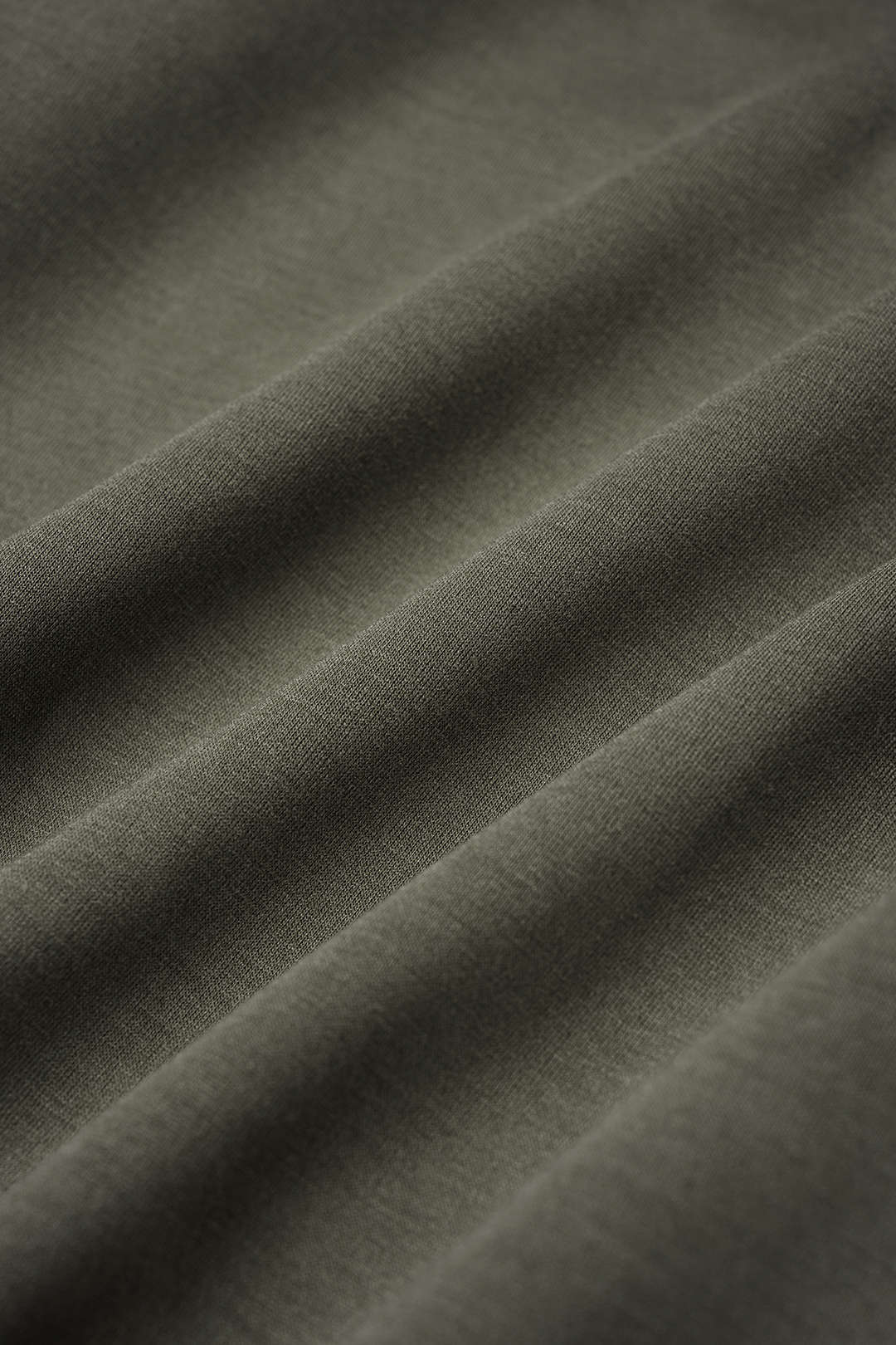 Sweater met één schouder, volants en lange mouwen