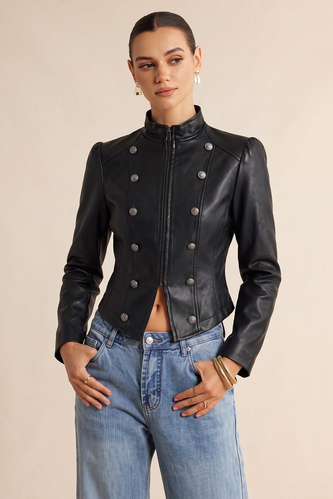 Leren-look jasje met knoopjes en rits