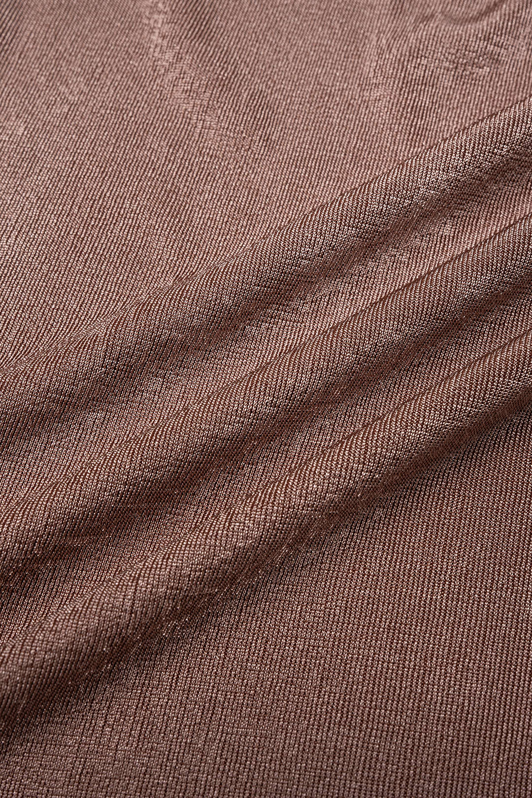 Maxijurk met revers, gedraaid detail en knoopdetail