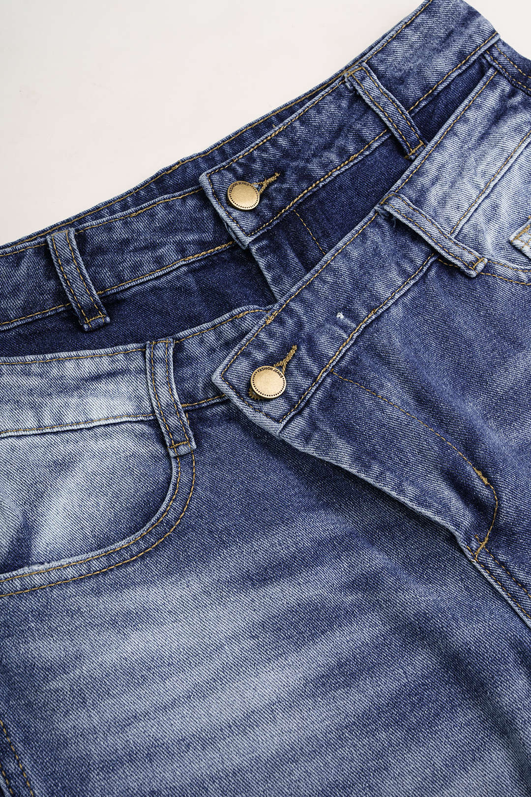 Dana - Jeans met wijde pijpen