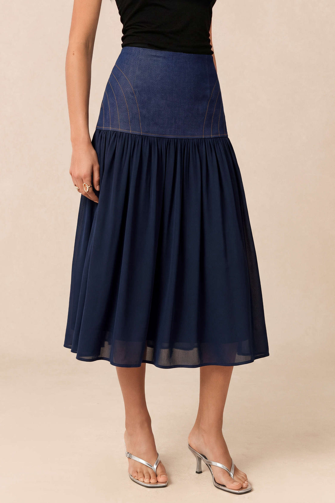 Denim patchwork midirok met A-lijn