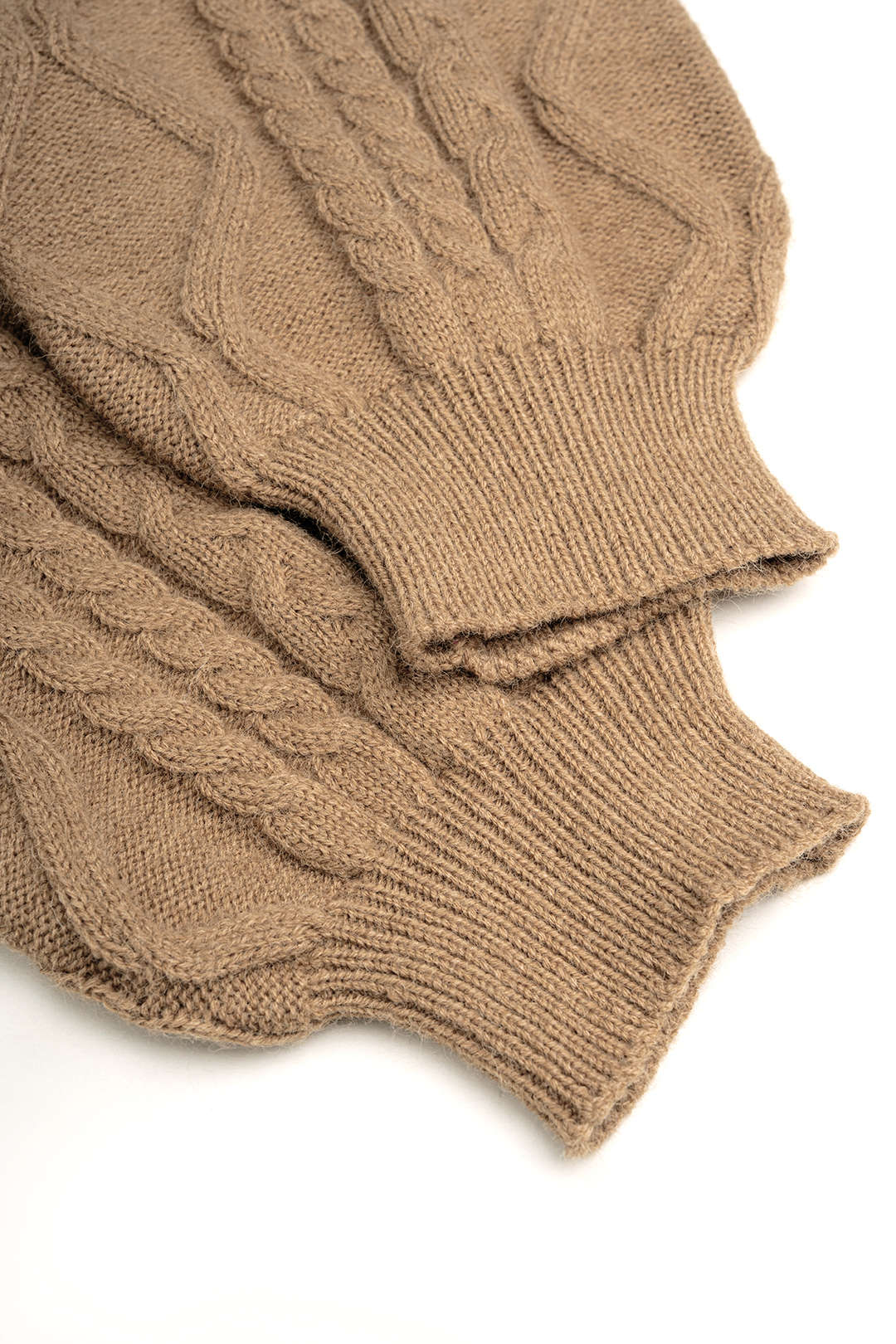 Zara - Gebreide top met blote schouders en lange mouwen