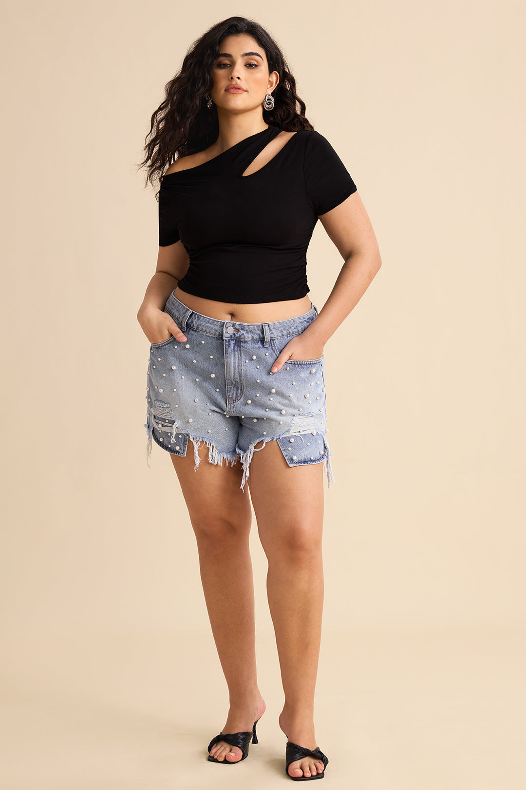 Lara - Denim short met hoge taille en kralen