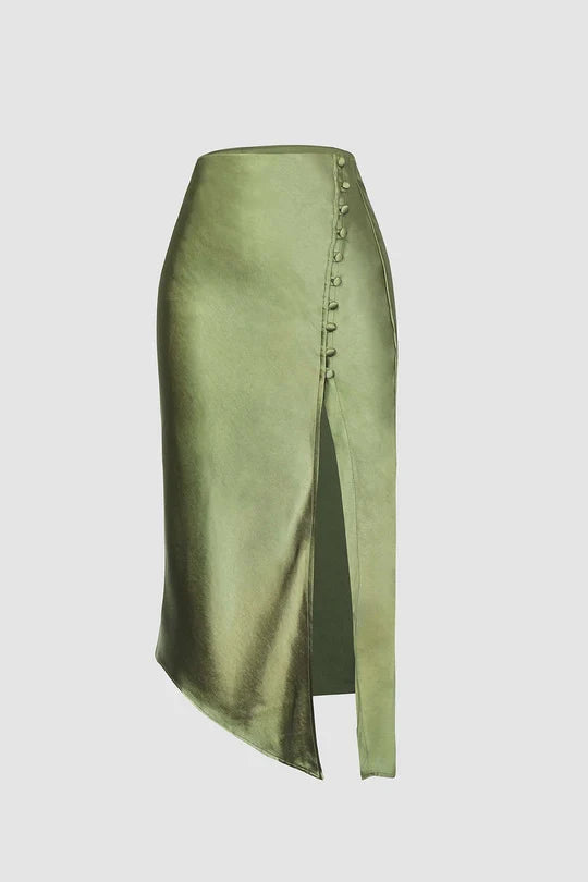 Skirt with asymmetric hem and split buttons