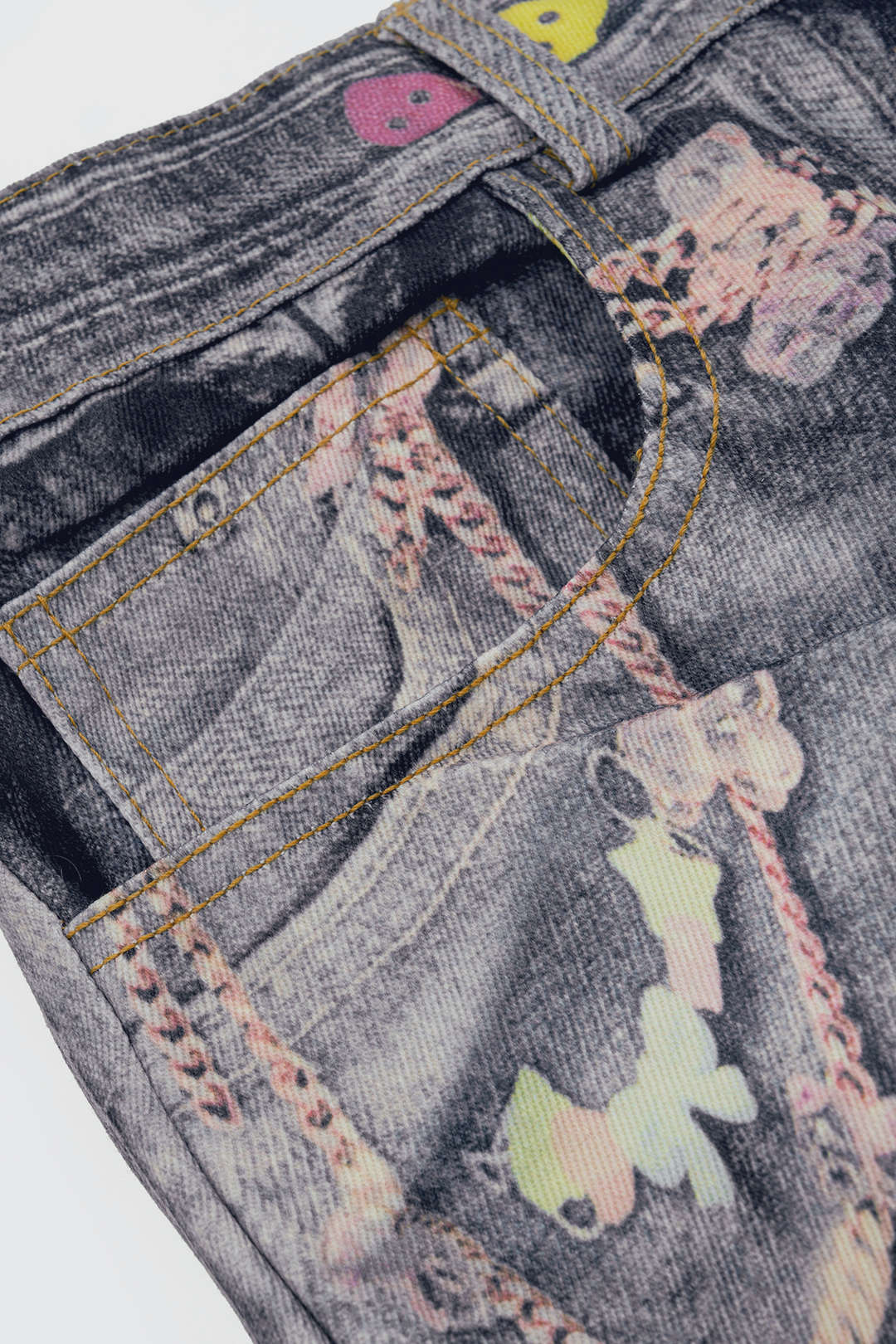 Short met kettingdetail en wijde pijpen
