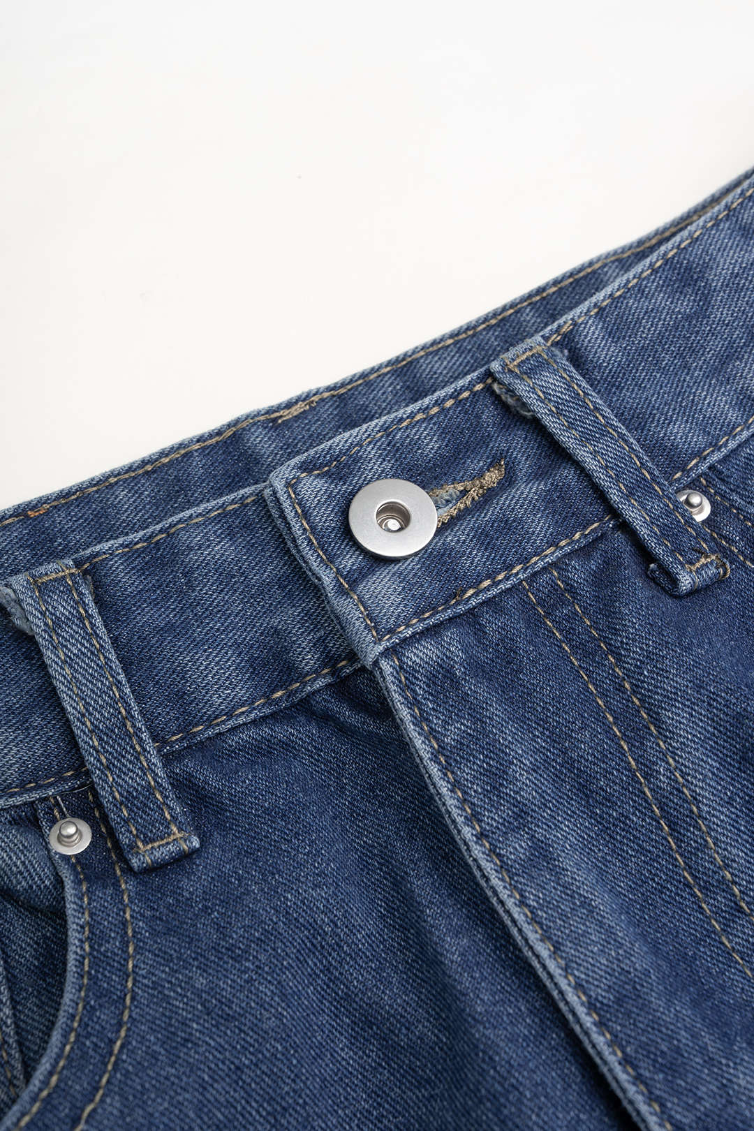 Patchwork jeans met zakken en rechte pijp
