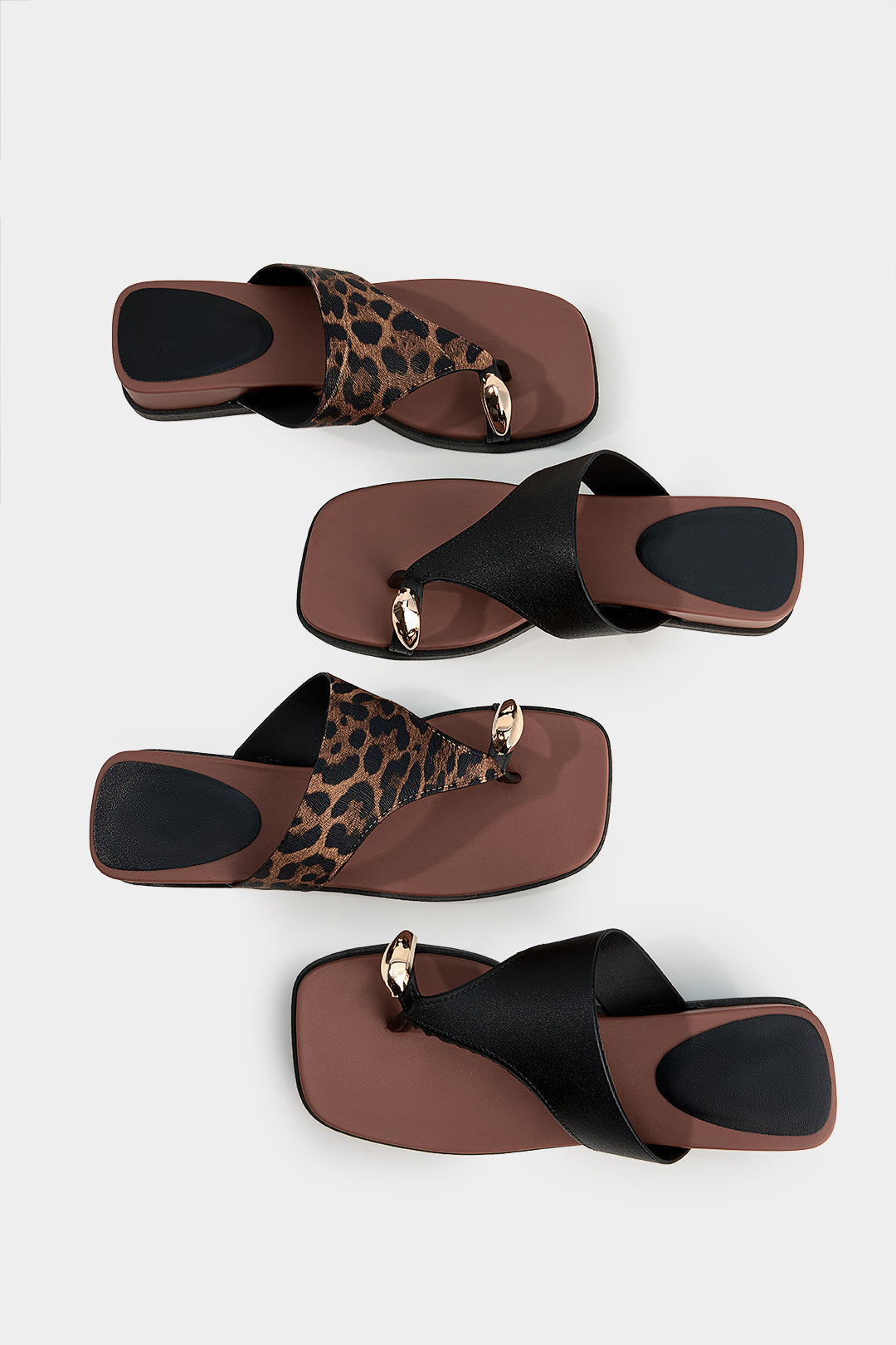 Leren-look metallic sandalen