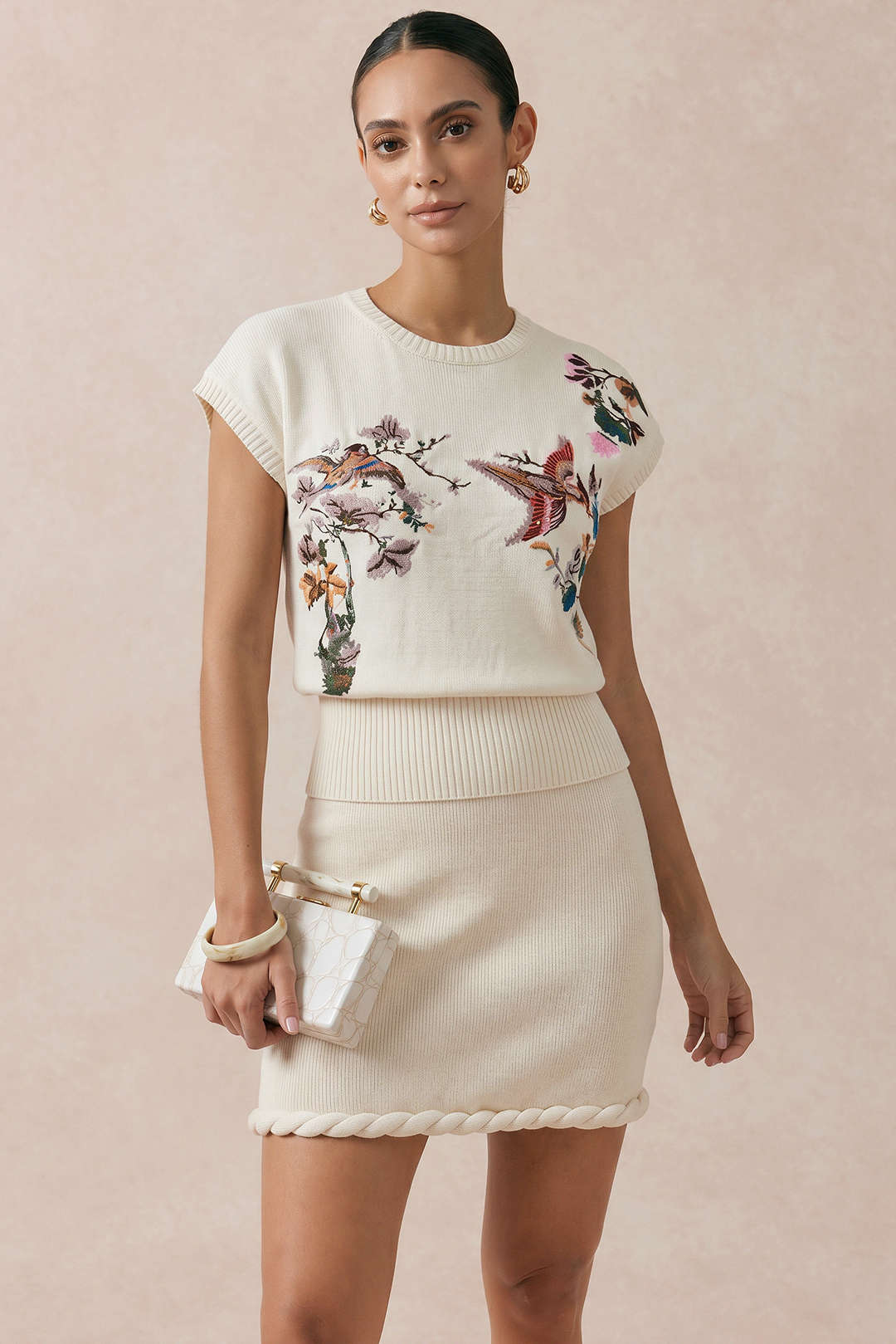 Gebreide tanktop met borduursel en ronde hals