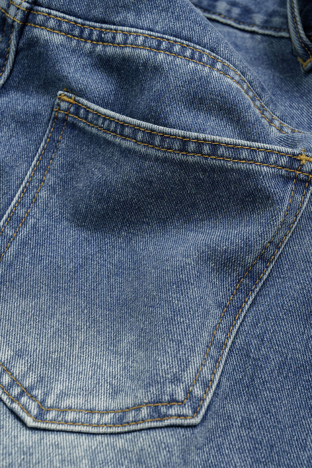 Clara - Denim asymmetrische short met zakken