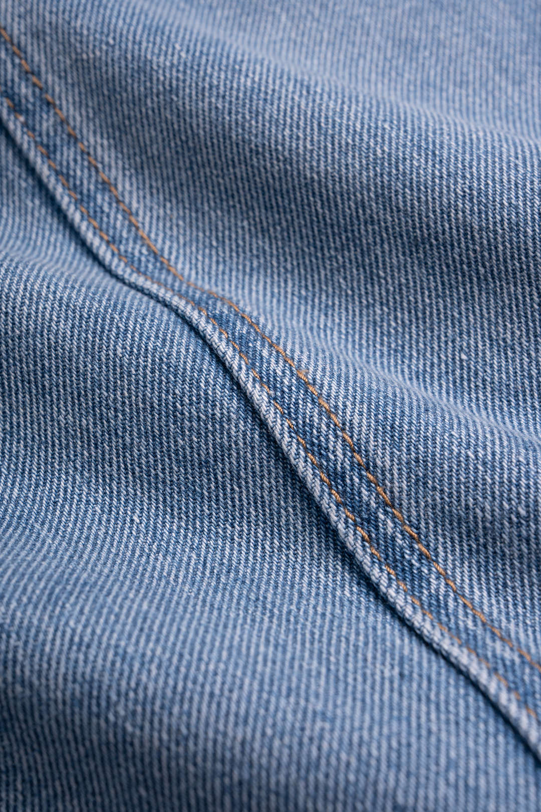 Denim gilet met revers en knoopjes
