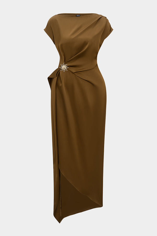 Satijnen metallic midijurk met ruches en korte mouwen