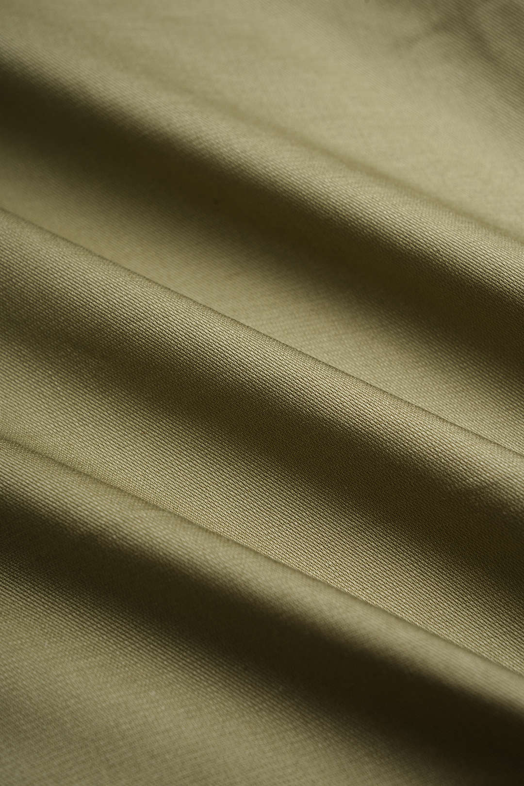 Blouse met reverskraag, ruches en korte mouwen