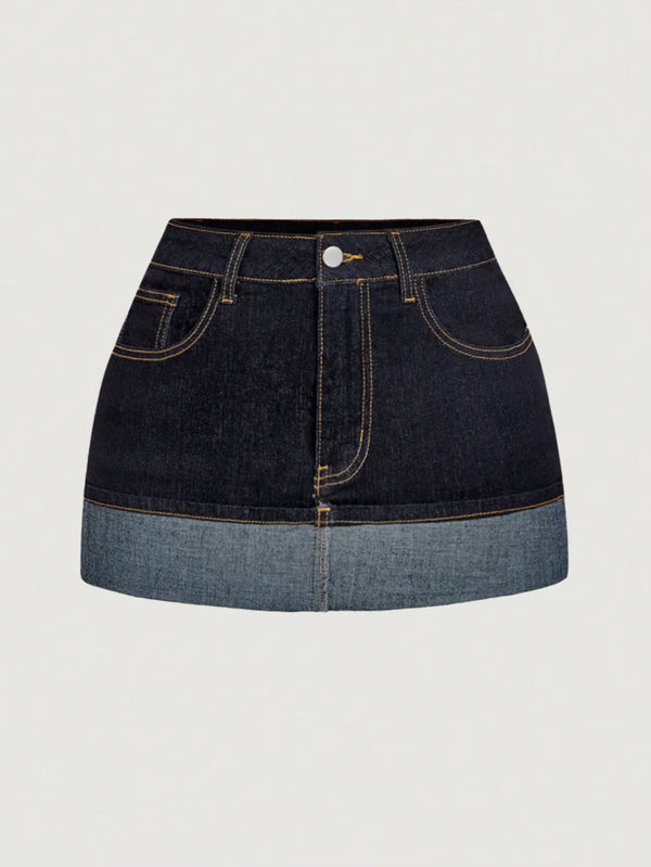 Denim skirt with pockets
