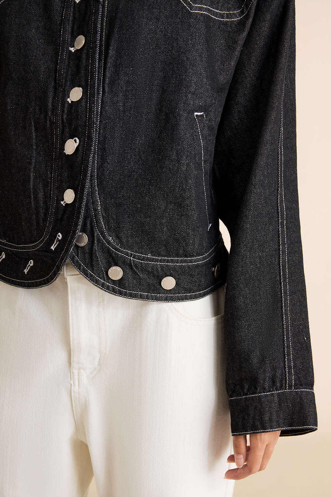 Bo - Denim metallic jasje met knoopjes