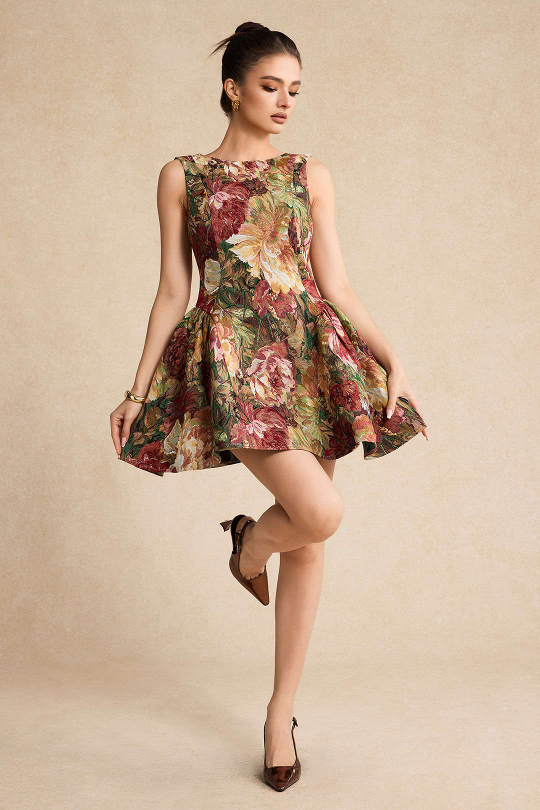 Luna - Jacquard mouwloze minijurk met ruches