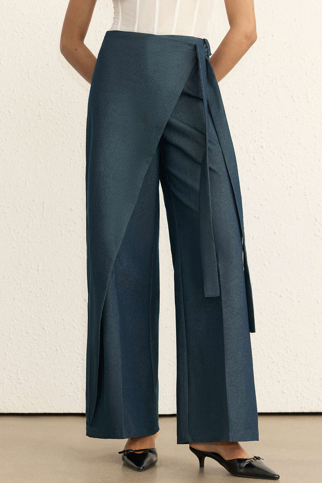 Yasmin - Asymmetrische broek