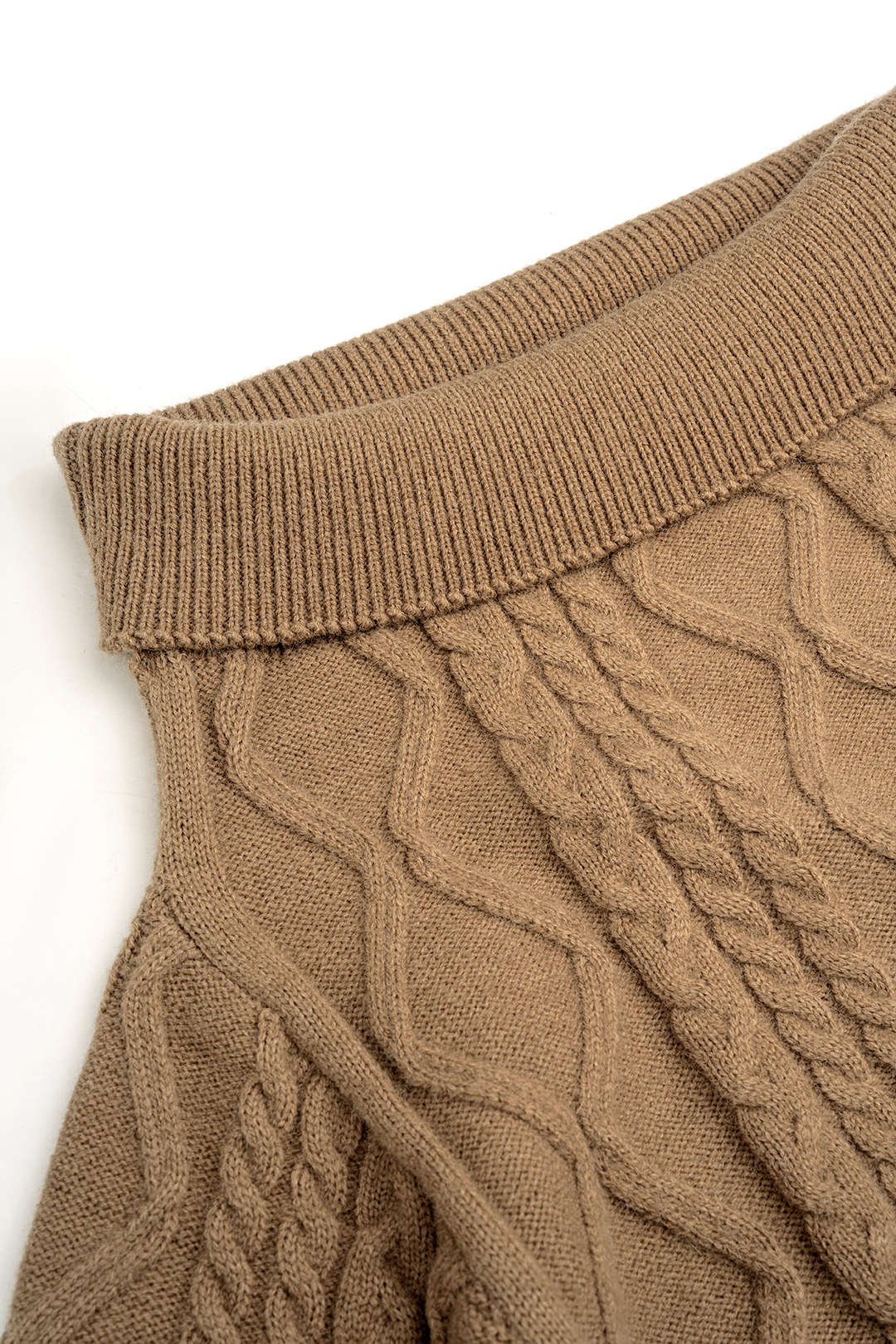 Zara - Gebreide top met blote schouders en lange mouwen