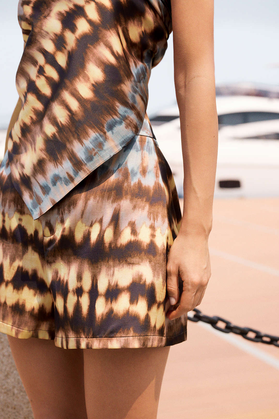 Tie-dye satijnen short