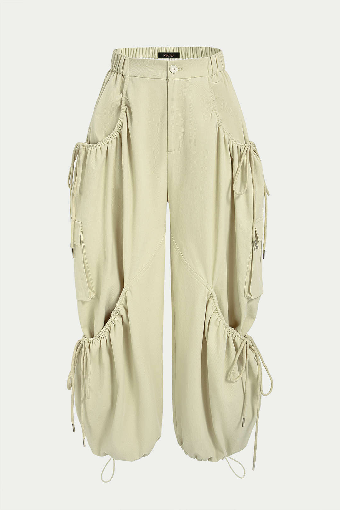 Broek met smokwerk en trekkoord