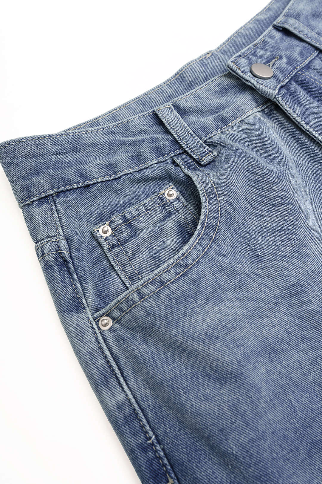 Geplooide jeans met hoge taille en wijde pijpen