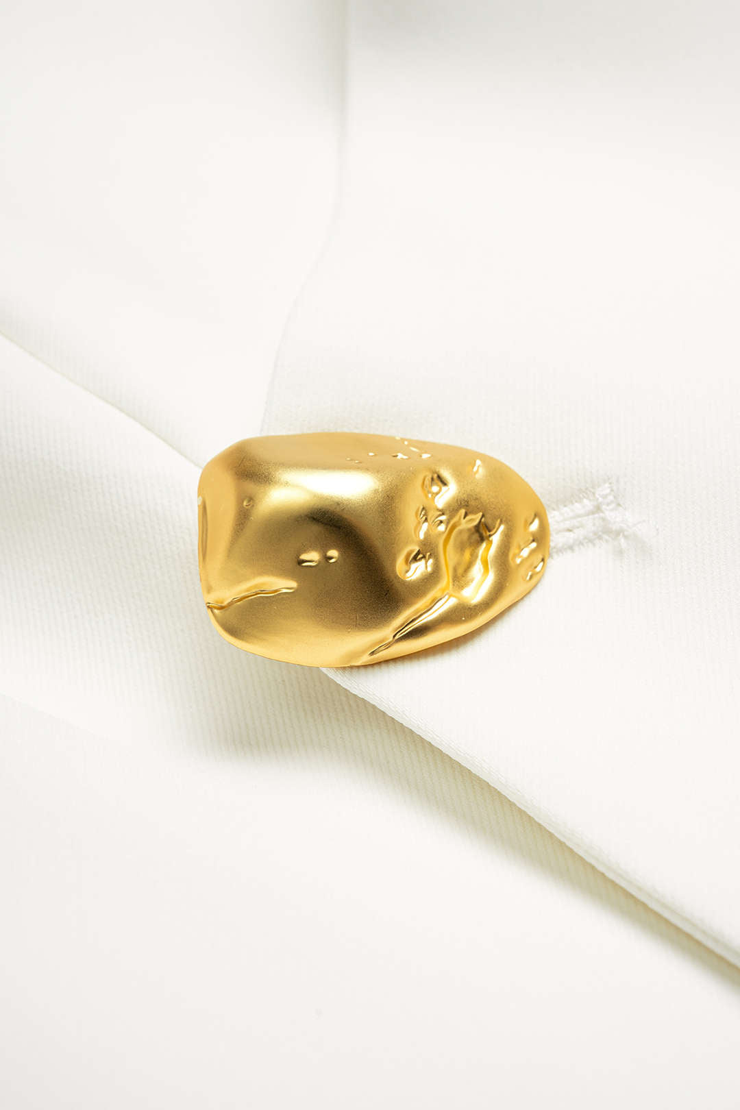 Metallic gilet met V-hals