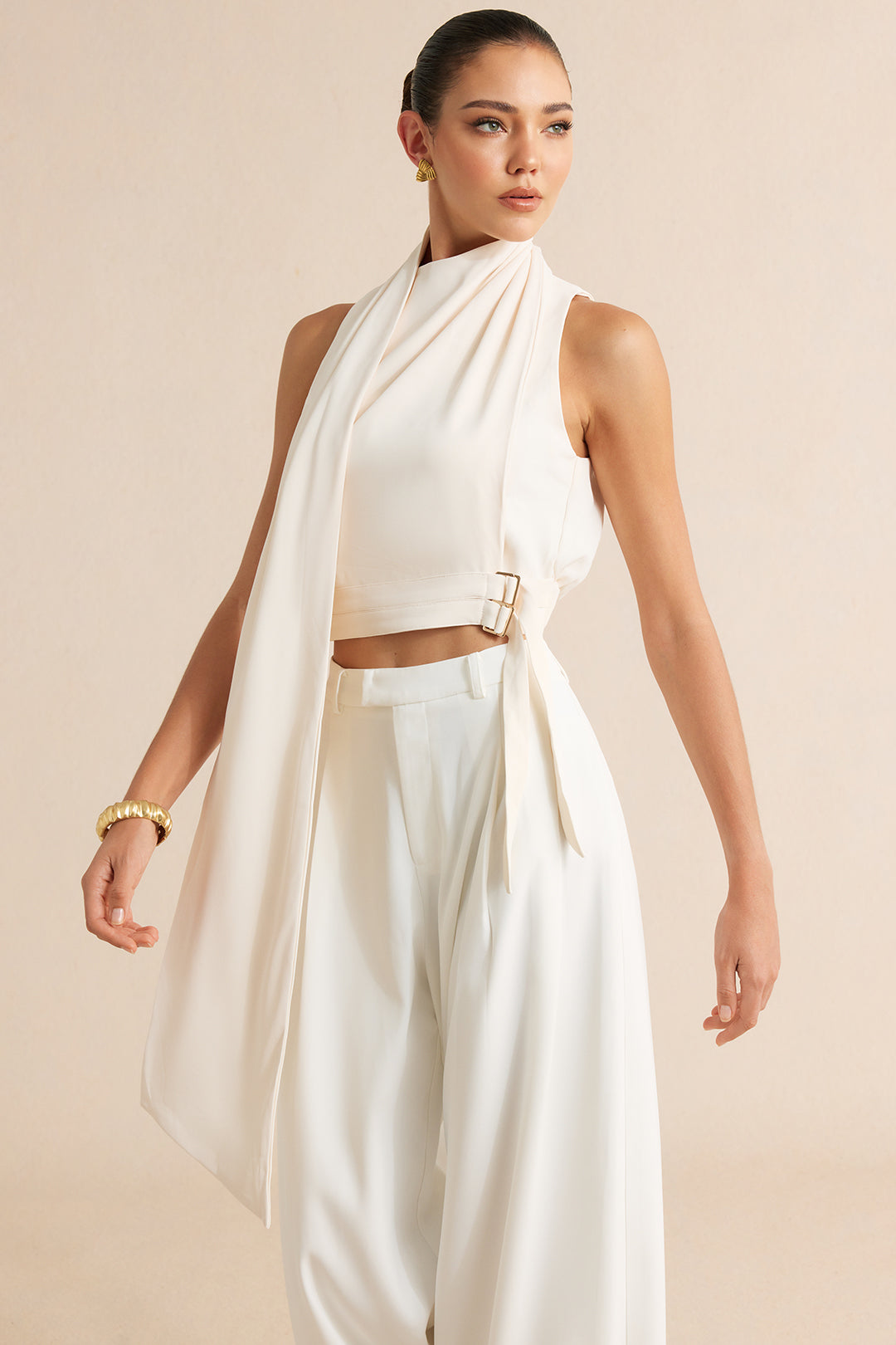 Asymmetrische tanktop met strik