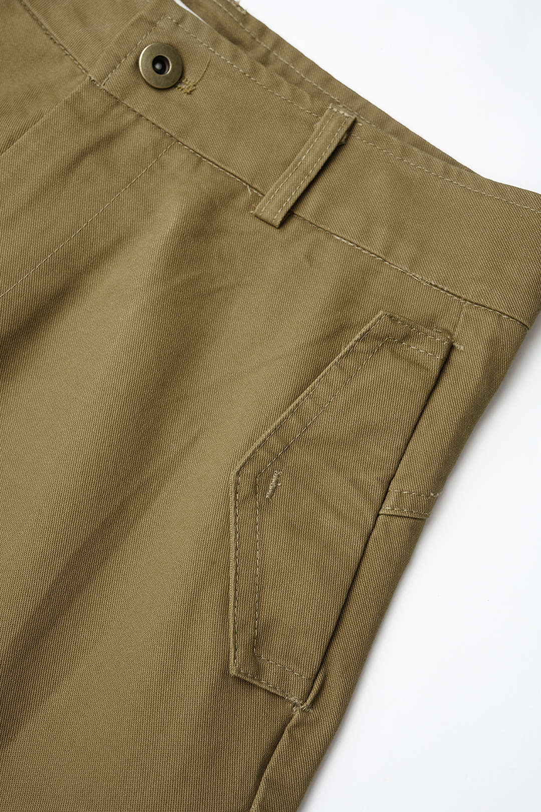 Broek met zakken en wijde pijpen