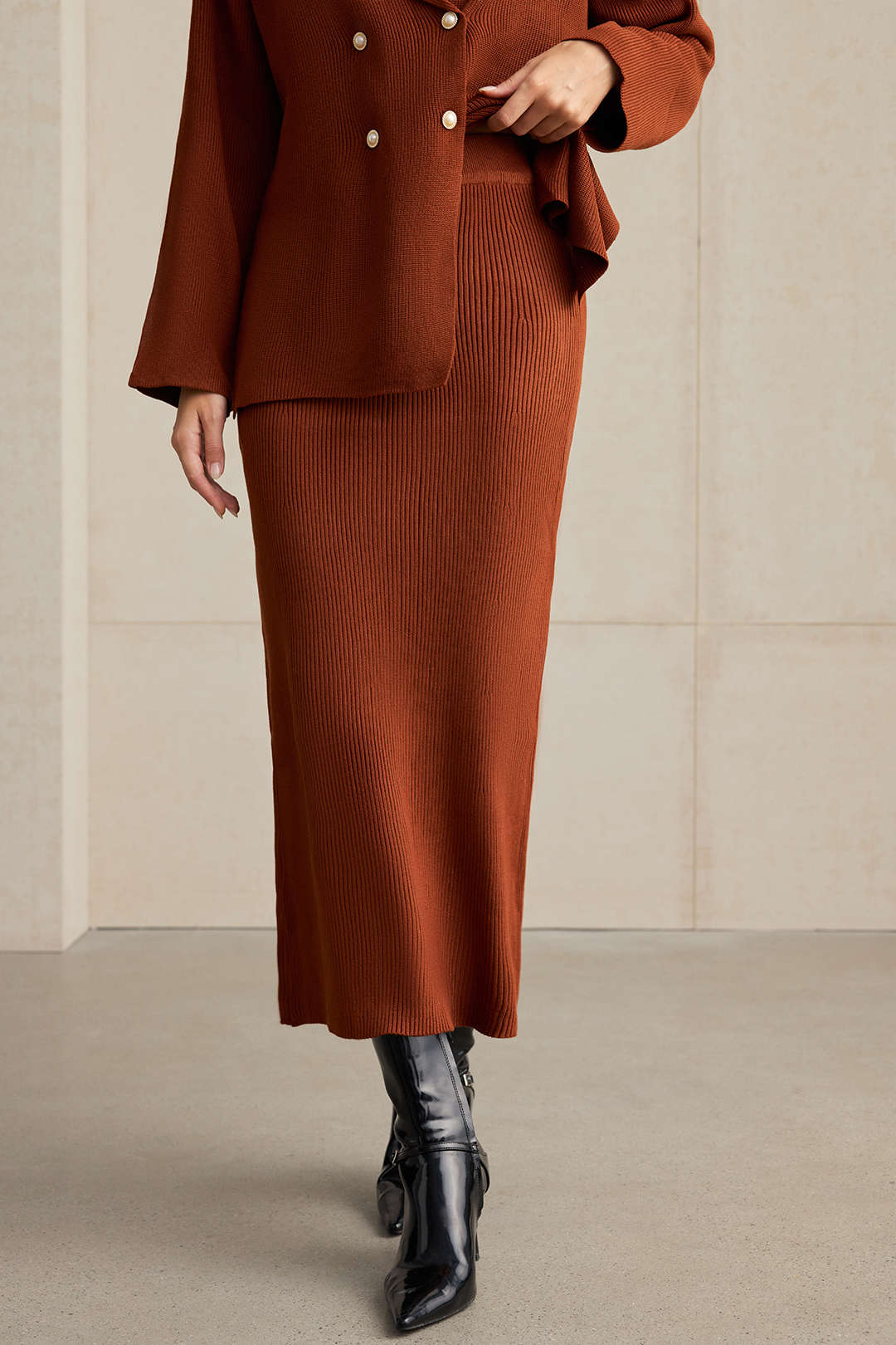 Thea - Gebreide set met vest en rok