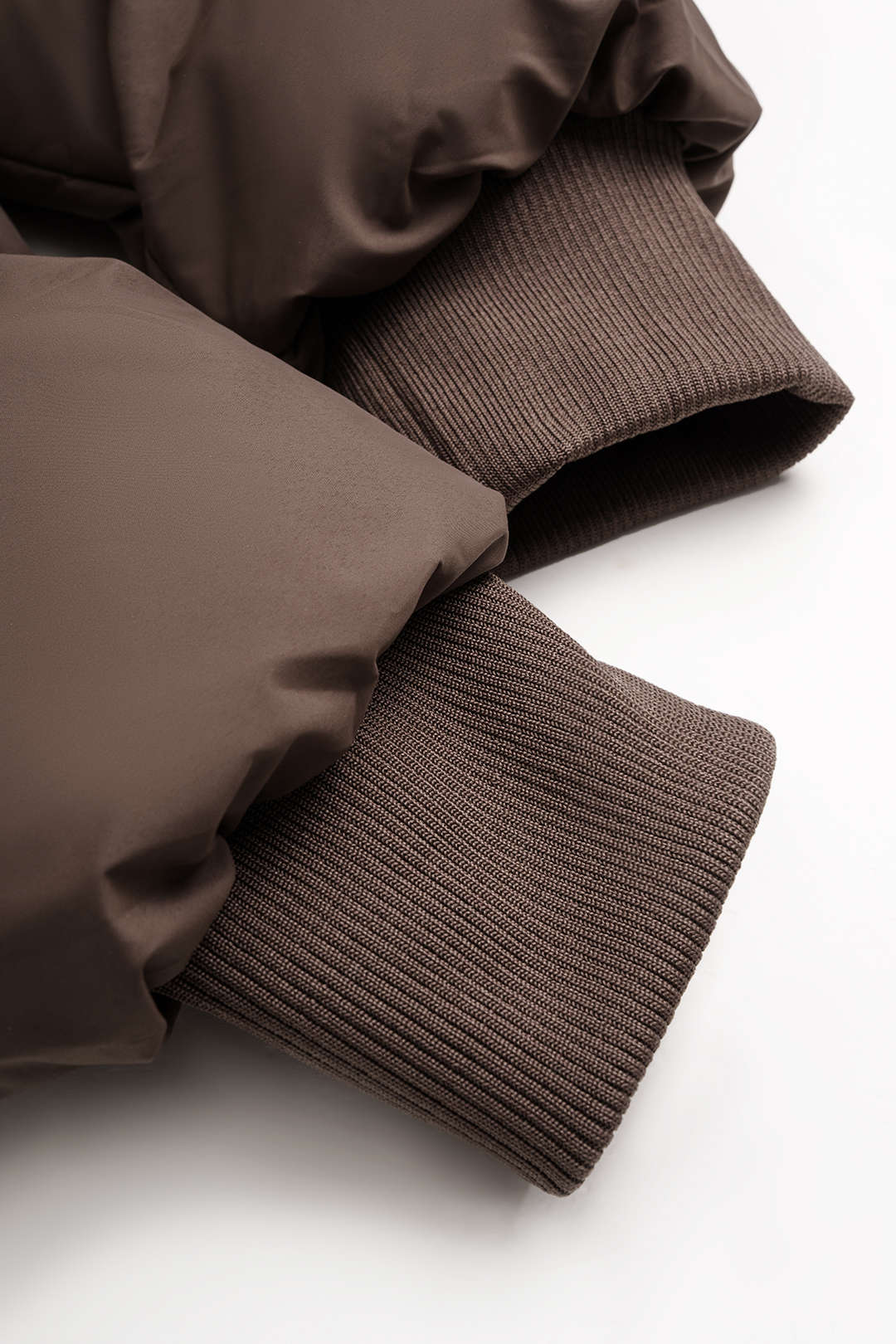 Cropped pufferjas met rits