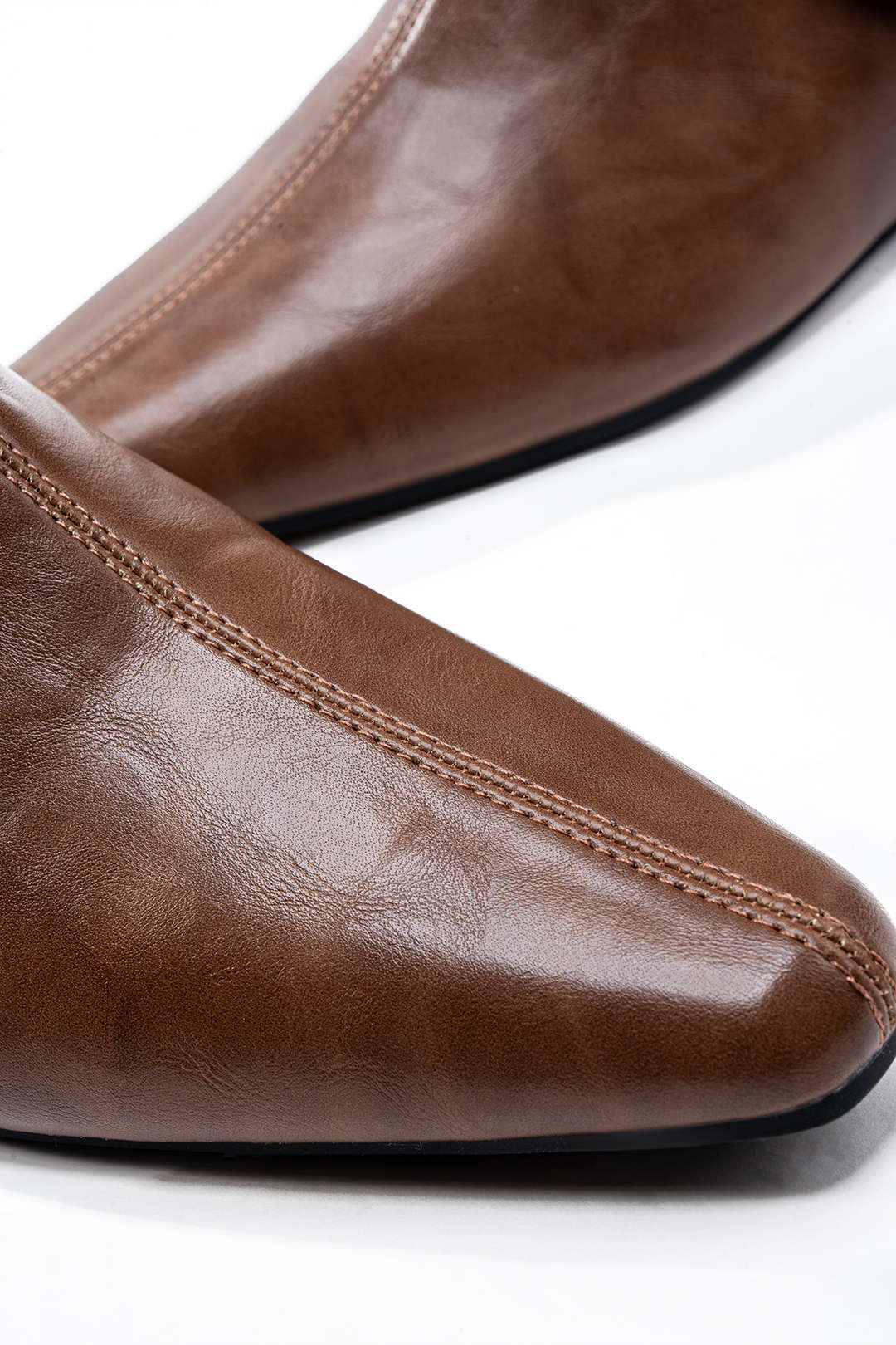Leren-look kniehoge laarzen met gesp