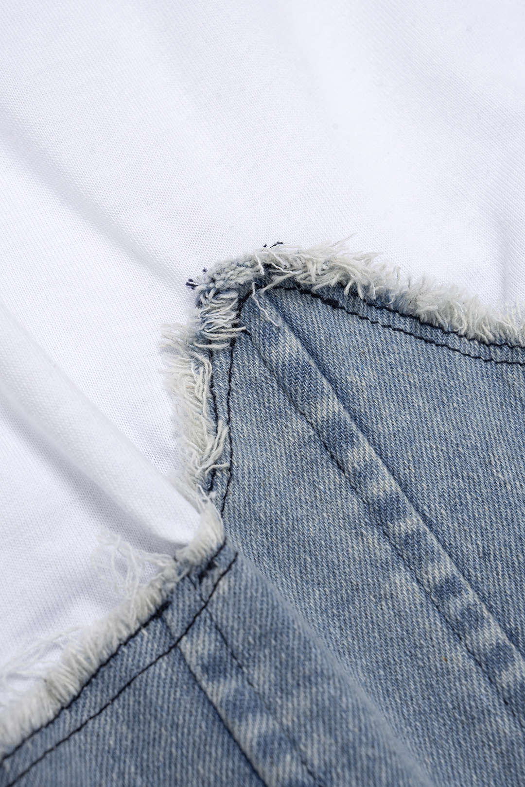 Patchwork denim T-shirt met ronde hals en korte mouwen
