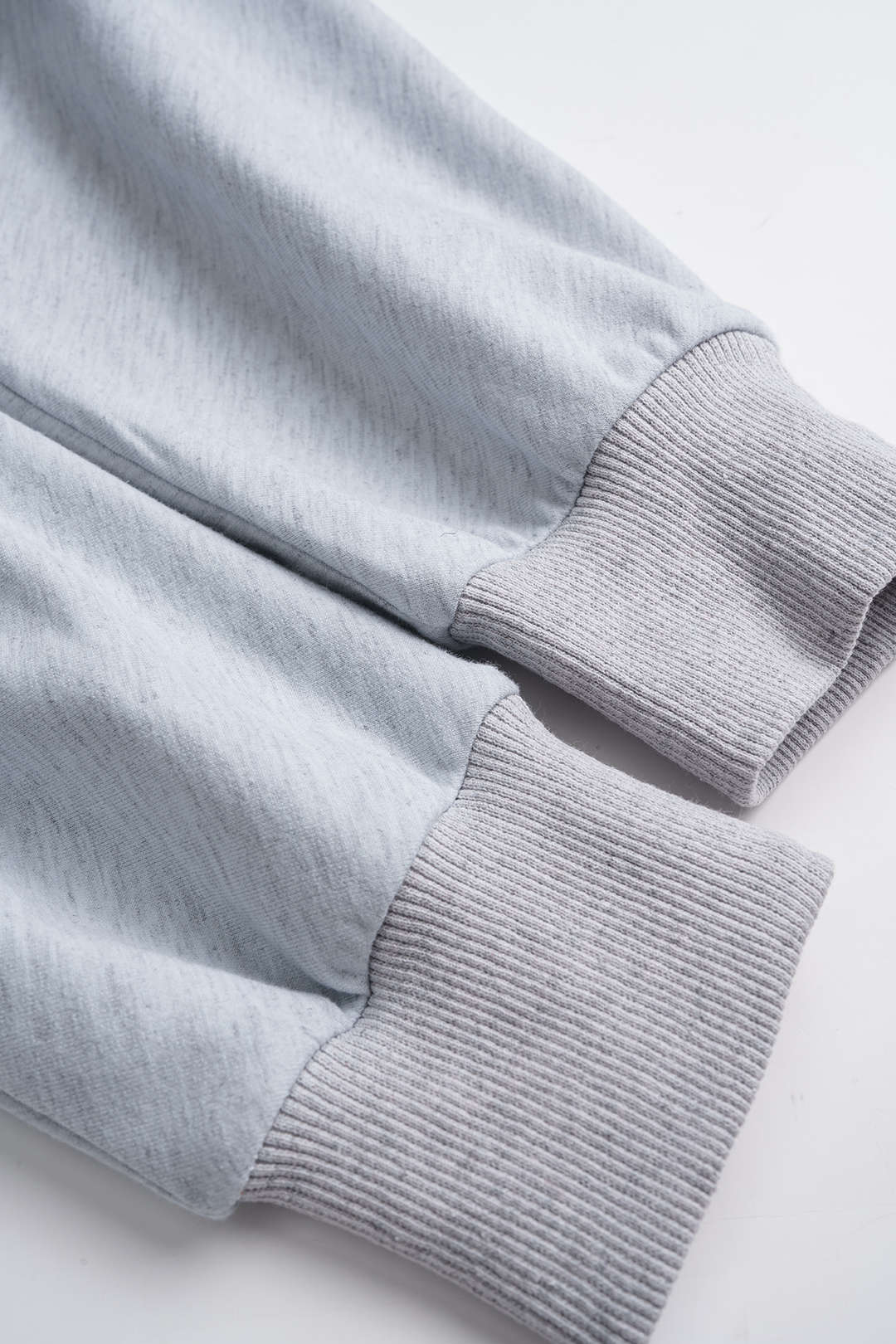 Becca - Jumpsuit met V-hals en lange mouwen